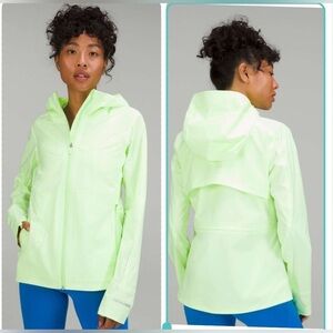 Lululemon Break A Trail Jacket Green Zip Light Outdoor Active Size 6